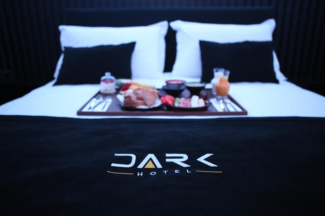 Dark Boutique Hotel Shkoze Exteriör bild