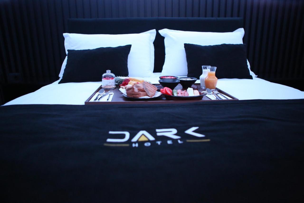 Dark Boutique Hotel Shkoze Exteriör bild
