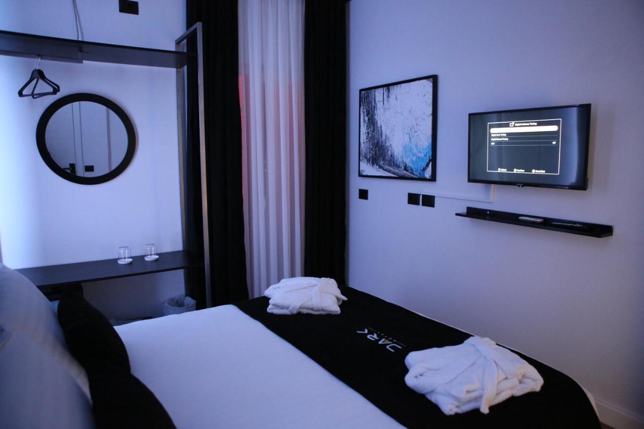 Dark Boutique Hotel Shkoze Exteriör bild